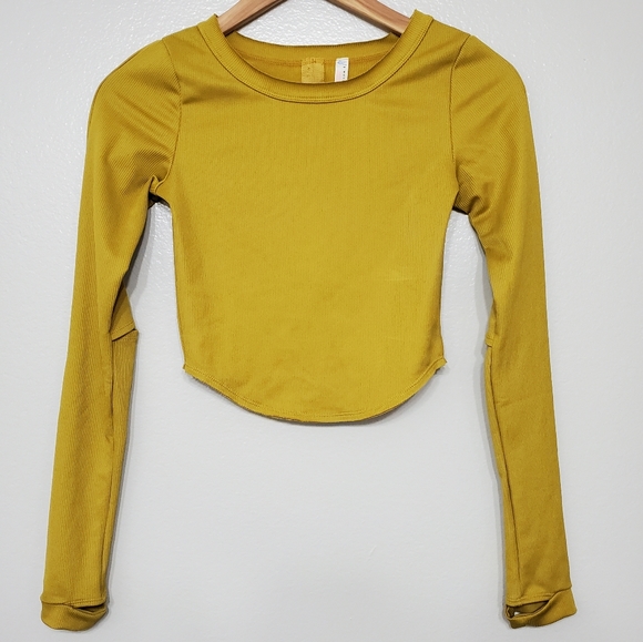 Free People Tops - FREE PEOPLE Movement Time Out Crop Top Ribbed